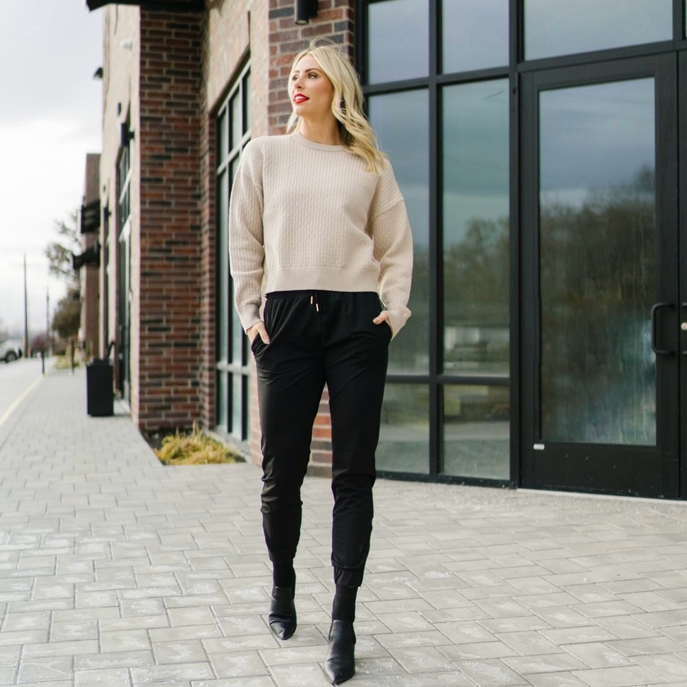 ZYIA Textured Tan Sweater - Picture 5 of 5